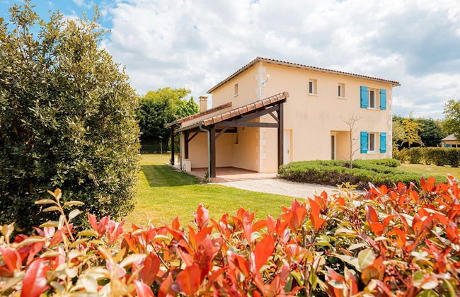 Modern Villa With Large Garden - Foto 15