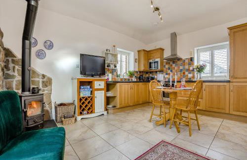 Appletree Cottage - Photo 6