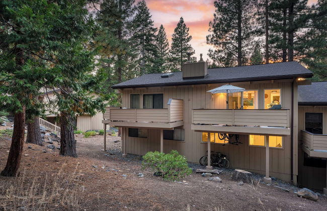 Tahoe Dreamin by Avantstay Central Location - Photo 1