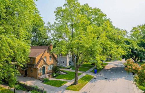 Family Brick House Charm - 4 br 3 bath - Foto 17