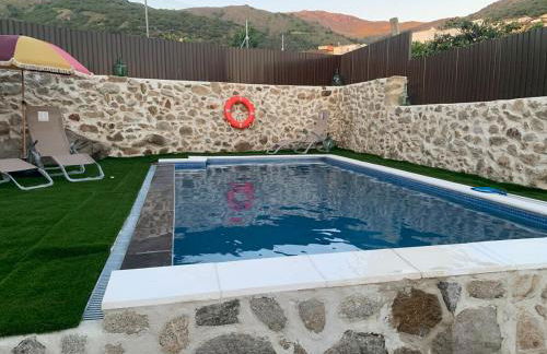 CASA RURAL PUERTO - casa completa con espacio exterior, wifi, estufa, barbacoa, piscina y zona de aparcamiento privada - IDEAL PARA DISFRUTAR EN FAMILIA O GRUPO DE AMIGOS - Foto 38