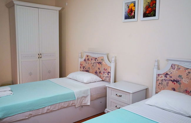 Zenofon Residence - Photo 7