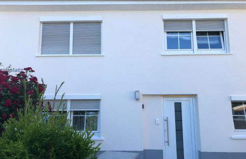 Guest Appartements mit 2 getrennten Schlafzimmern für 4 Personen 24h check in - Foto 6