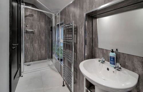 The Eden Loft: A Stylish Retreat - Foto 26