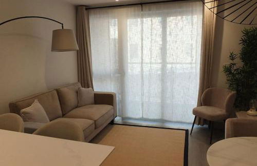 Entire Prestige Apartment in Poole Quay - Free Parking, Fast WiFi, Smart TV & Netflix - Foto 19