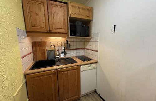 Appartement 3 pièces au pied des pistes, balcon, 7 personnes - FR-1-351-61 - Foto 6