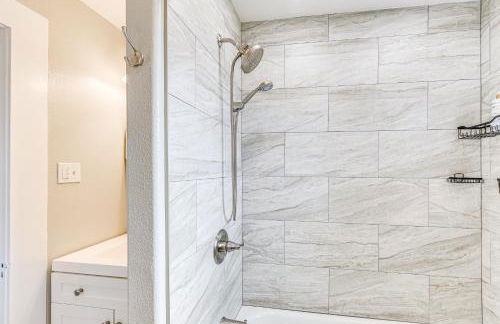 Cozy NorCal Cottage 2 Mi to Redwoods and Beaches! - Foto 14