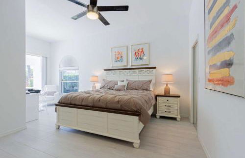 Crown Pointe- Crown Pointe Blvd.,E. - Photo 6