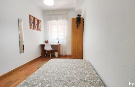 Apartamento con 4 habitaciones recien renovado - Foto 13