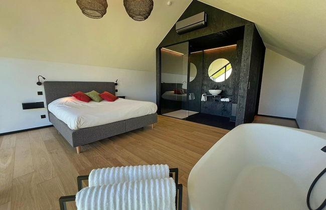 Amazing Lodge With Shared Pool - Photo 6