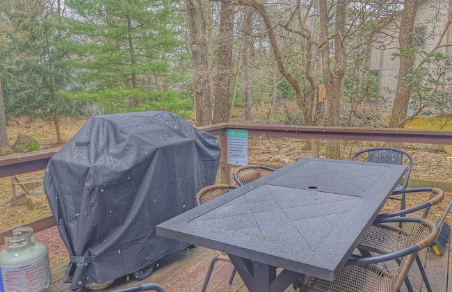 Hickory Cabin by Avantstay Firepit, Hot Tub, Game Room, Great Location - Foto 36