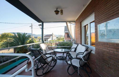 Chalet con jardín, piscina y barbacoa en Logroño - Foto 48