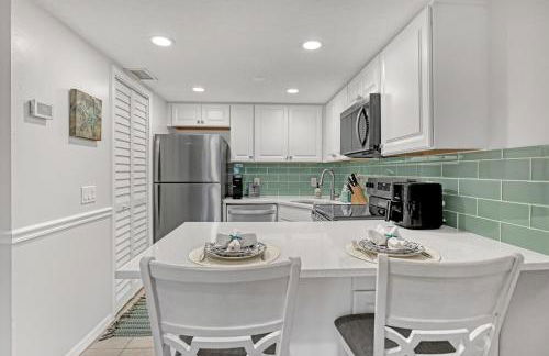 Comfort by the Beach - Heated Pool & Private Beach - Foto 27