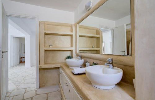 Villa by the Sea with pool Parasporos Paros 1 - Foto 59