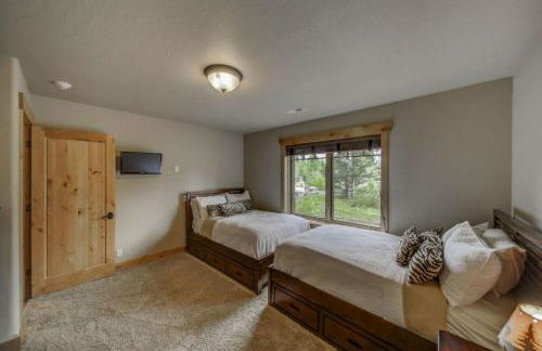 Bear Discovery Custom Tamarack Estate Home by Casago McCall - Donerightmanagement - Foto 41