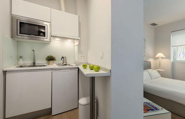 Suites Sevilla Plaza Apartamentos - Foto 16