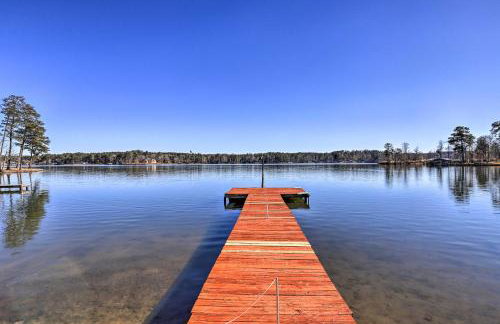 Sparta Lake Home with Deck and Boating Access! - Foto 27