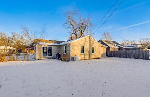 5 Mi to Dtwn Rockford Pet-Friendly Home with Yard! - Foto 25