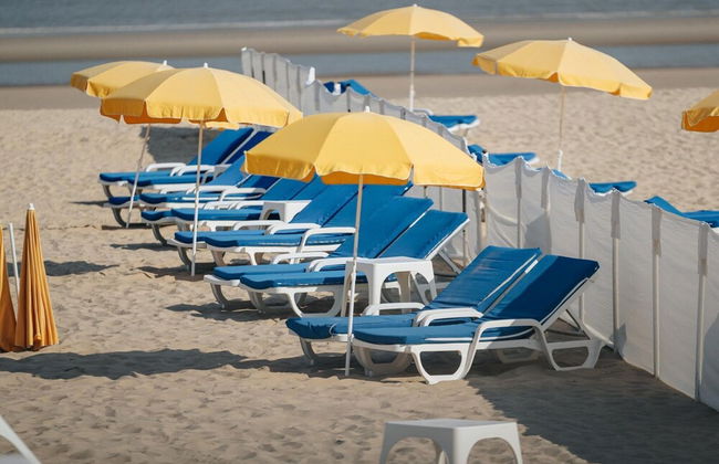 Seaside Stay w/ Large Terrace - Foto 17