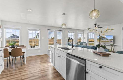 St Georges Getaway w firepit - Photo 1