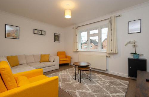 Modern Detached 4-Bedroom 2-Bath Home, Guildford - Photo 21