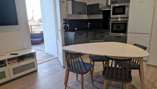 Superbe appartement rénové à neuf centre bourg - Foto 1