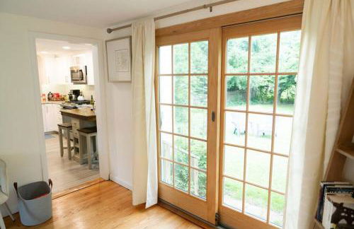5-star Renovated 3BR Home & Backyard Deck near SU & Hospitals - Foto 17