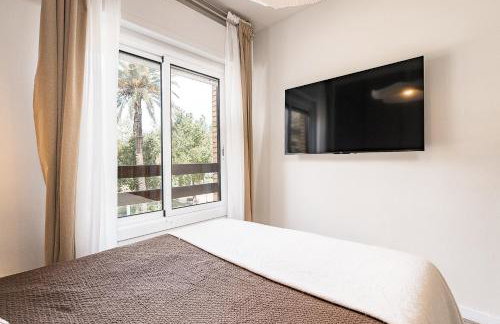 Barcelona Stadium Luxury Apartment - Photo 15