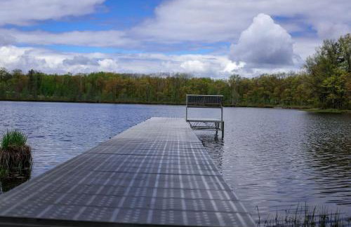 Pet-Friendly Lakeside Cabin Ideal for a Family Getaway in Wisconsin - Foto 49
