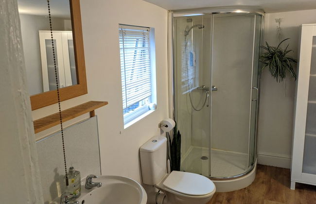 Pavilion House - Photo 30