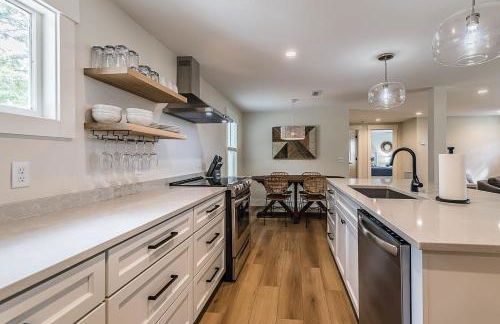 Newly Renovated LowCountry Cottage with Marsh Views - Sleeps 6 - Foto 17