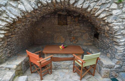 Avgonima All Seasons Hotel - Photo 27