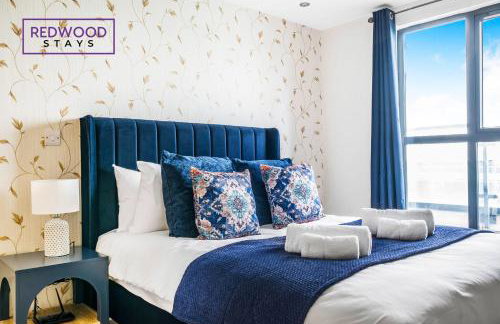 Penthouse Serviced Apartment in Camberley Town Centre with Free Parking, Free WiFi, Lift and Balcony Access By Redwood Stays - Foto 22