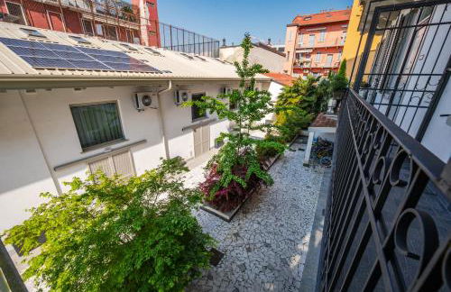 tHE Milanese Glow - Bocconi Prada IEO Area - Foto 15