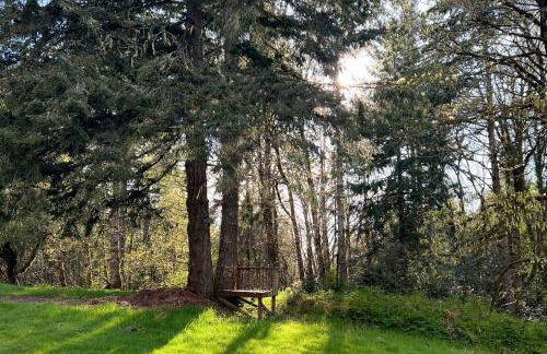 100-Year-Old Farmhouse with Hot Tub on 5 Acres! - Foto 32