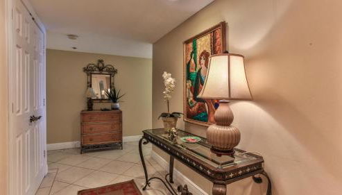 Destin Towers 111 - Beach Front 2 Bedroom Condo in Destin - Foto 4