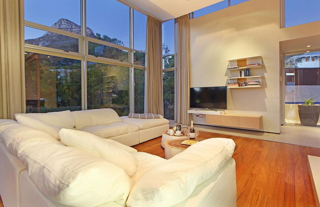 Sea View 3bed Apt w Pool Near Beaches Glen Sunsets - Foto 3