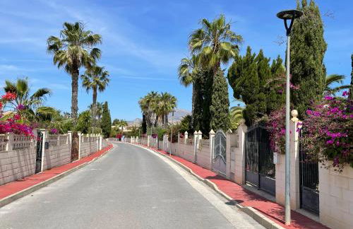 Casa Sol y Mar - villa with private pool in Busot, Alicante - Foto 42