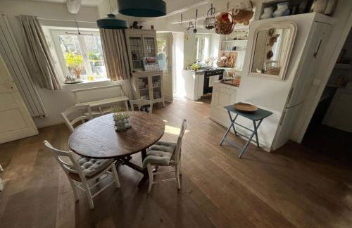 Unique Family House Steps from Port Miquel Beach - Foto 19