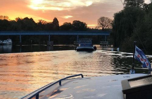 Stunning Classic Dutch Barge near Henley & Marlow - Foto 4