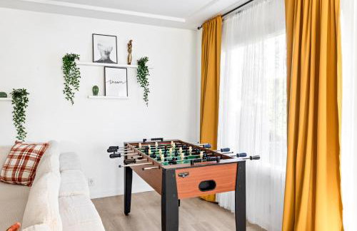 Modern Oasis with Pool & Jacuzzi near Universal Studios - Foto 22