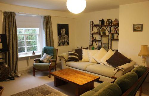 Kirkton Cottage whole house in Cairnie Aberdeenshire - Photo 1