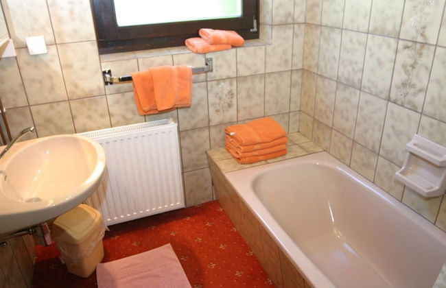 Cozy Apartment near Ski Area in Bad Kleinkirchheim - Photo 24