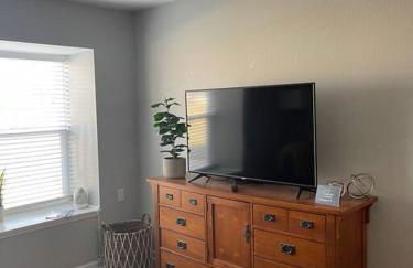 The Bernice - 2 Bedroom Apt in Quilt Town, USA - Foto 11