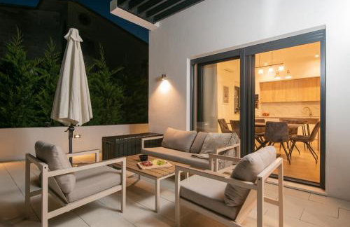 Villa Nacle with Heated Pool and Large Playground near Omis and Split - Photo 44