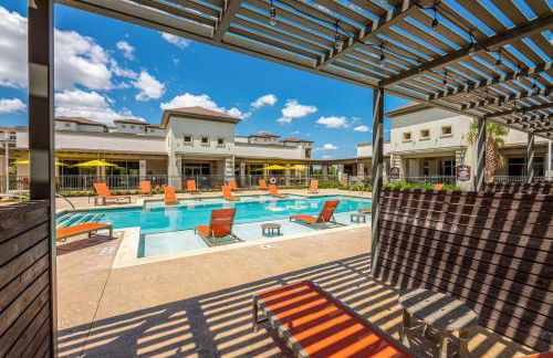 Luxe 3B/2B Getaway - Pool, Gym, Parking, Pet Wash - Foto 31