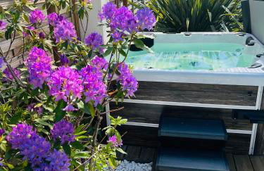 Villa 75m2 avec Piscine et Jacuzzi privés, Sauna et Home-Cinéma à 800m des Commodités - Photo 2