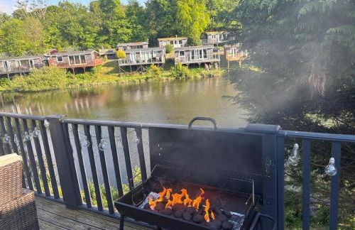 Dillons Lakeside Lodge - Photo 6