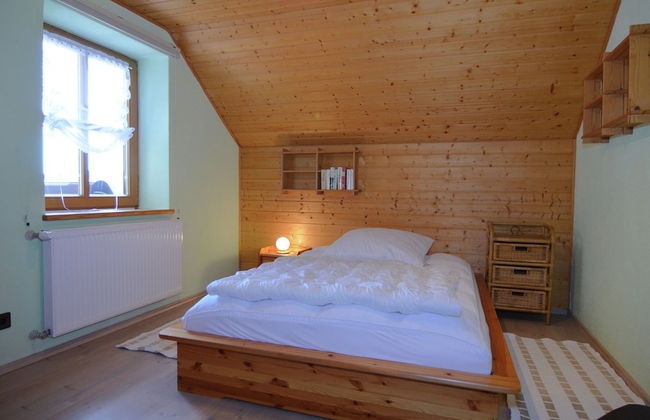 Homely Apartment in Riedenburg Prunn Near Forest With BBQ - Photo 2