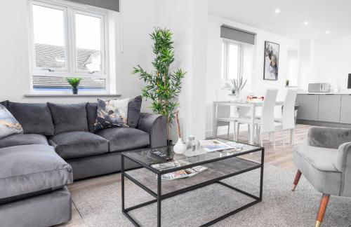 Stylish 2 Bed Apartment - Balcony - Private Parking - Netflix 4MC - Foto 10